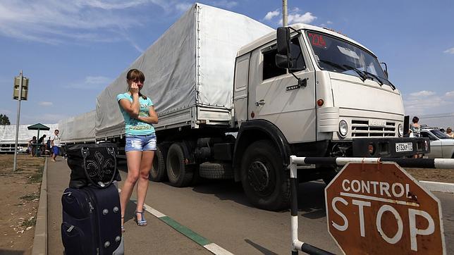 La Unión Europea califica de «violación» de la frontera la entrada del convoy ruso en Ucrania