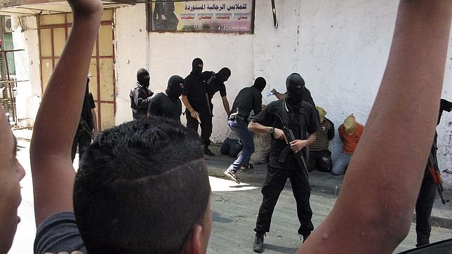 Hamás ejecuta a 18 palestinos por presunta colaboración con Israel