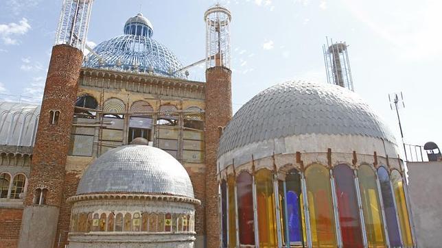 Justo Gallego, el «loco silencioso» que sigue construyendo una catedral a los 90 años