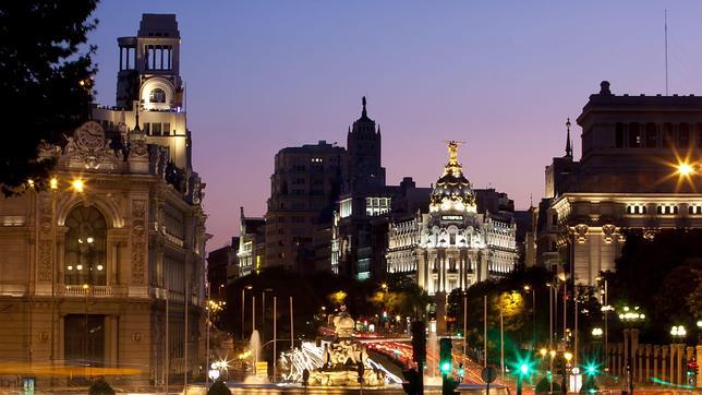 El Tesoro coloca 3.500 millones a 3 y 9 meses con intereses casi a cero