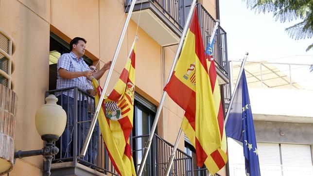 Día de luto oficial en El Campello por el último caso de violencia de género