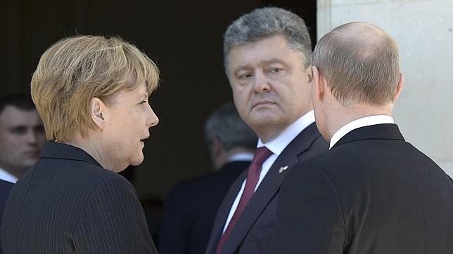 Putin y Poroshenko se reúnen este martes en el marco de las consultas entre UE y Unión Aduanera