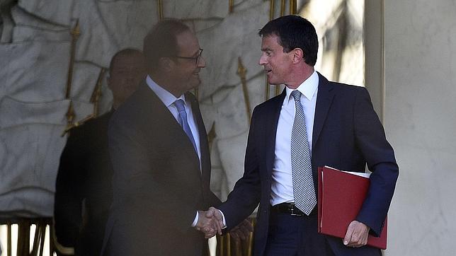 Valls completa su nuevo Gobierno con incondicionales de la austeridad