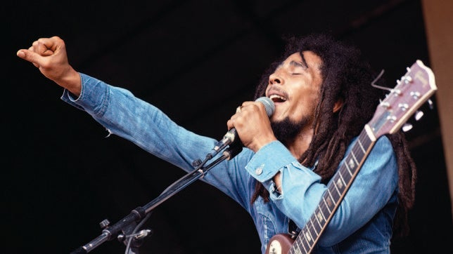 La vida de Bob Marley se llevará al escenario