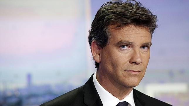 Montebourg aspira a dirigir el sector disidente socialista