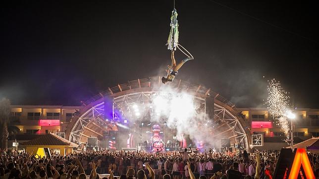 Cuando las ganas de fiesta te hacen aterrizar en Ibiza
