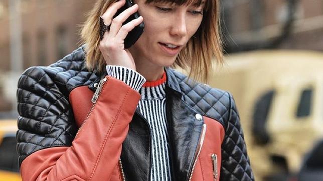 Las cinco poses más comunes de «streetstyle»