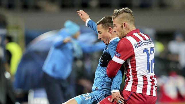 El defensa belga Toby Alderweireld se marchó in extremis al Southampton inglés