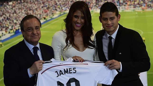 Real Madrid, superávit; Barcelona, déficit