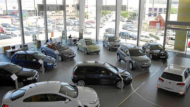 La mitad de los coches vendidos son de empresa