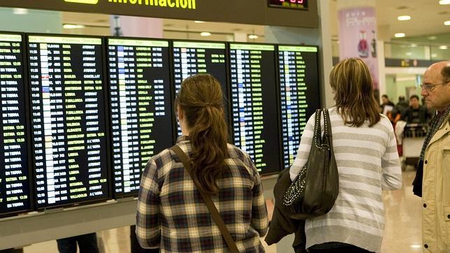 Las aerolíneas deben 190 millones de euros a los pasajeros españoles por retrasos