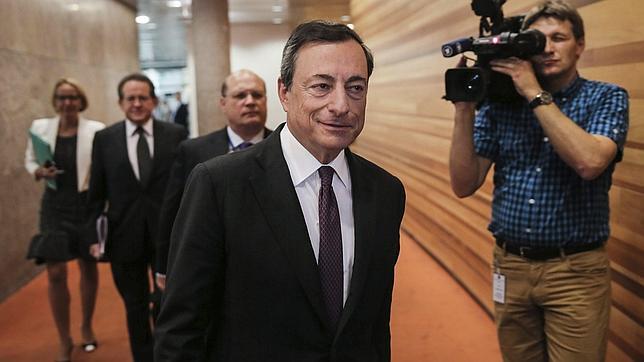 Cómo ahorrar aprovechando la bajada de tipos del BCE