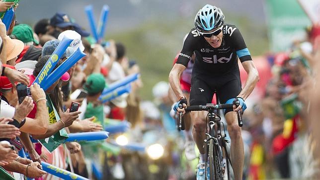 Froome aprieta a Contador