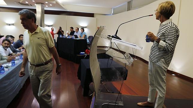 Sosa Wagner mantiene el pulso con Rosa Díez y pide que dejen de insultarle