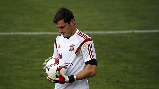 Casillas o De Gea, la gran duda ante Macedonia