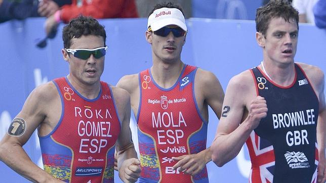 Gómez Noya, cuatro veces campeón mundial, y Mario Mola, segundo en 2014