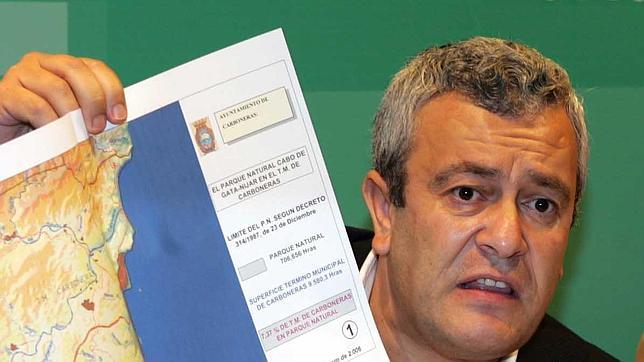 Cristobal Fernandez fue inhabilitado para el ejercicio del cargo público