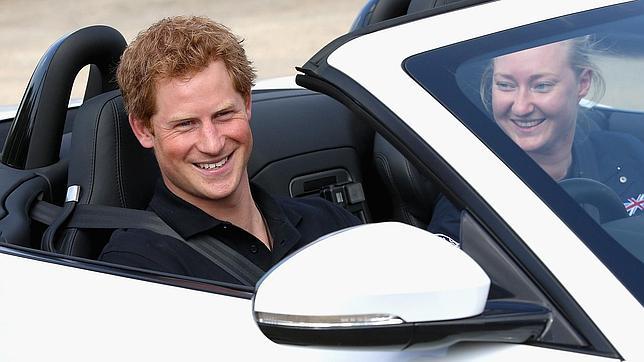 El Príncipe Enrique, encantado de tener un nuevo sobrino