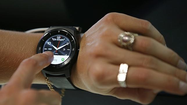 ¿Temen los relojeros suizos a los nuevos «smartwatches»?