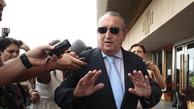 Carlos Fabra, ante la suspensión de su ingreso en prisión: «Es lo que esperaba porque se ha producido en otros casos»