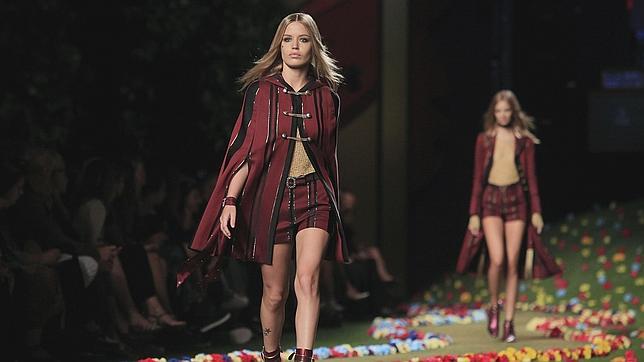 Georgia May Jagger, la hija de Mick Jagger desfila en Tommy Hilfiger