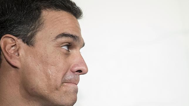 Sánchez protagoniza su primer «careo» con Rajoy en el Congreso