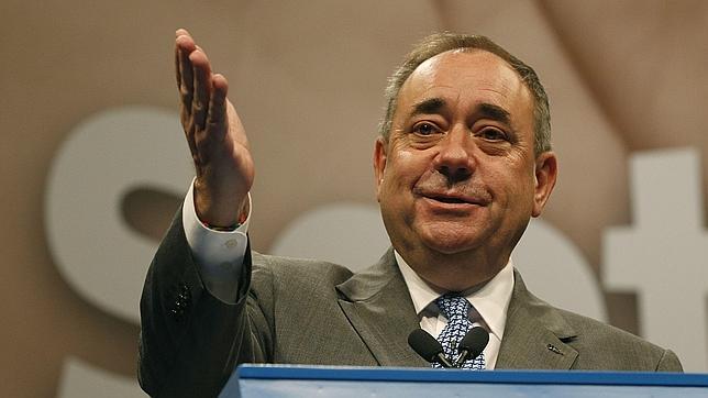 Salmond insiste en que el proceso escocés es consensuado a diferencia de Cataluña