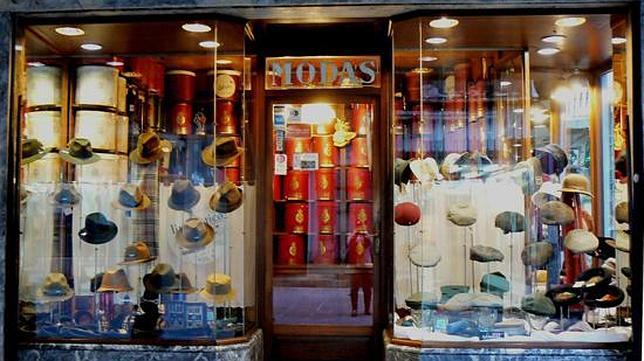 Engalanando a destacadas personalidades