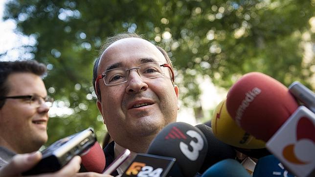 El PSC exige a Mas que desoiga a Junqueras y secunde el discurso de Duran