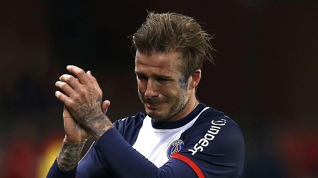 Beckham dice «no»; la abuela del punk, «sí»