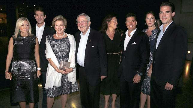 Doña Sofía viaja a Grecia para celebrar las bodas de oro de su hermano, el Rey Constantino