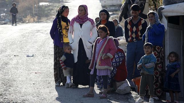 Turquía estudia crear una «zona tapón» en la frontera siria