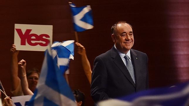 Salmond quiere capitalizar el persistente voto de izquierdas