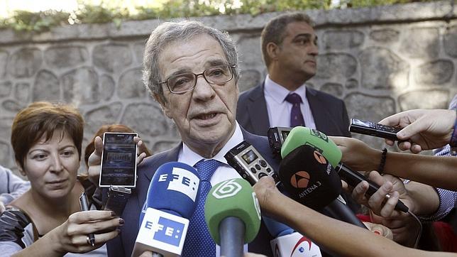 Telefónica acuerda cerrar la compra de la brasileña GVT y vende Telecom Italia