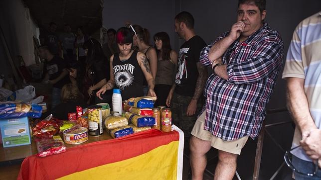 Los okupas neonazis de Tetuán se hacen fuertes y hoy recurrirán el auto de desalojo