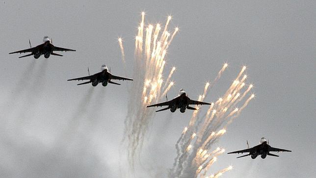 Estados Unidos intercepta seis aviones de guerra rusos cerca de Alaska