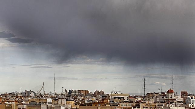 El otoño se adelanta al lunes con lluvias y bajada de temperaturas en Valencia y Castellón