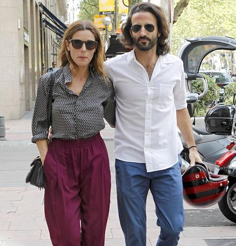 Raquel Sánchez Silva oficializa su noviazgo con Matías Dumont en el cumpleaños de Fiona Ferrer