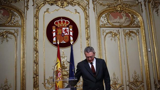 Más de veinte ministros han dimitido desde que se reinstauró la Democracia