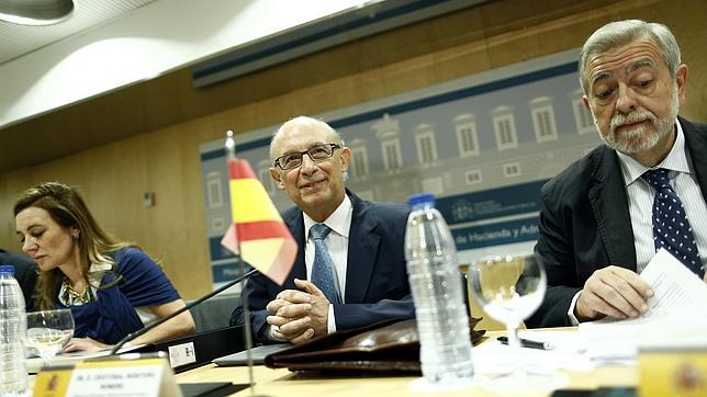 Montoro revisará el IVA de caja al no haber funcionado como se esperaba