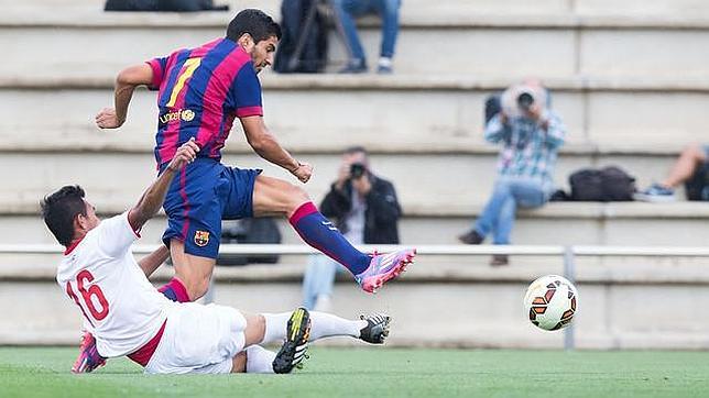 Luis Suárez mete dos goles con el Barça B