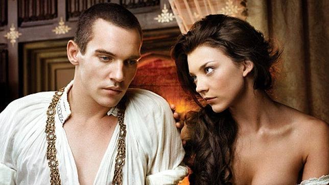 Jonathan Rhys Meyers como Enrique VIII y Natalie Dormer como Ana Bolena