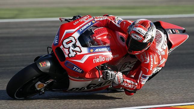 Dovizioso toma el mando