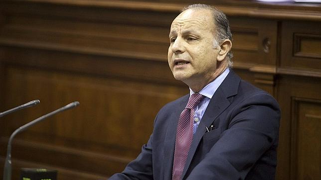 El PP se adelanta a Rivero y lleva a la Cámara su propia reforma fiscal