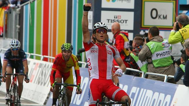 El polaco Michal Kwiatkowski se proclama campeón del mundo en Ponferrada