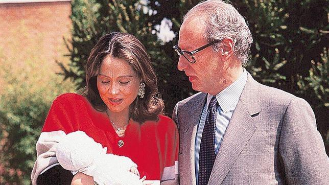 Agustín Boyer: «Mi hermano se casó con Isabel Preysler porque ella quería un hijo»