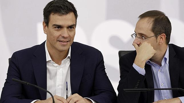 El PSOE se desmarca de la «tibieza» del PSC con Pujol y se querella contra él