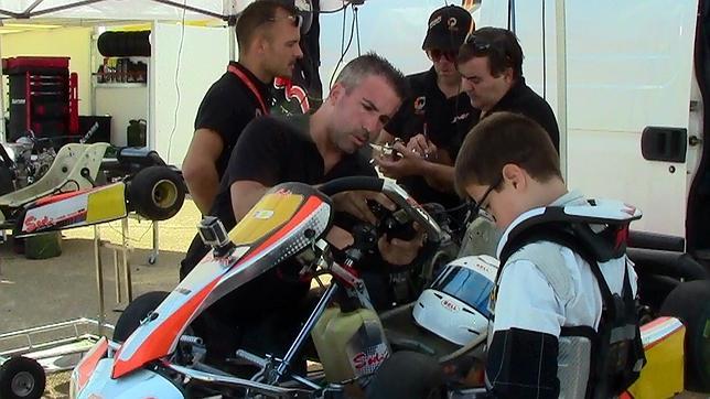 Hugo de la Cruz, favorito en la final alevín del Campeonato Valenciano de karting