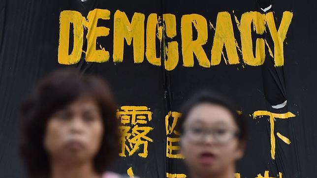 Pancarta a favor de la democracia en Hong Kong