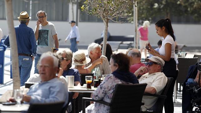El fin de la temporada turística manda al paro a 2.129 personas en la Comunidad Valenciana